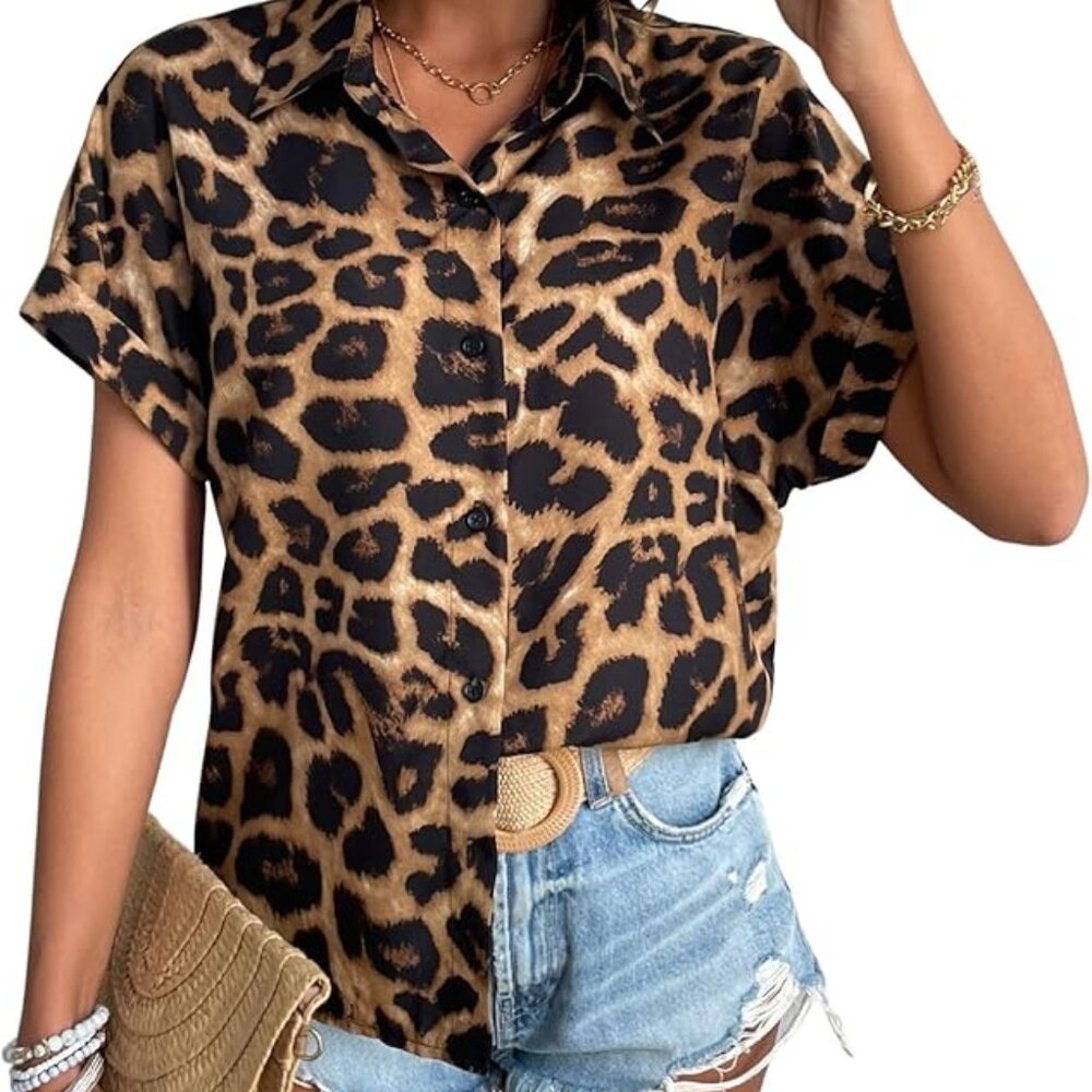 Amazon Verdusa Leopard Print Short Sleeve Button Down Shirt NWT Medium